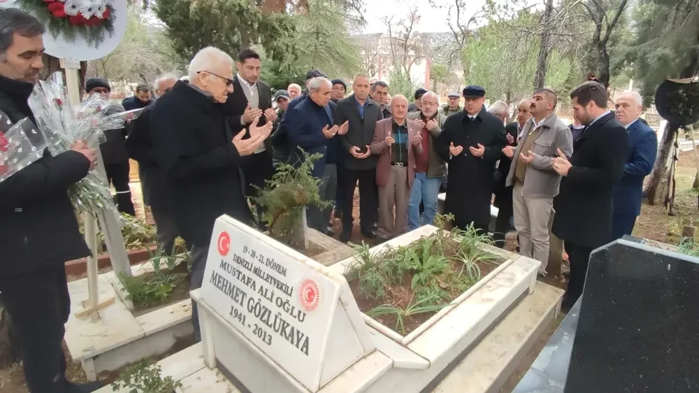 Gözlükaya, vefatının 11. yılında mezarı başında anıldı