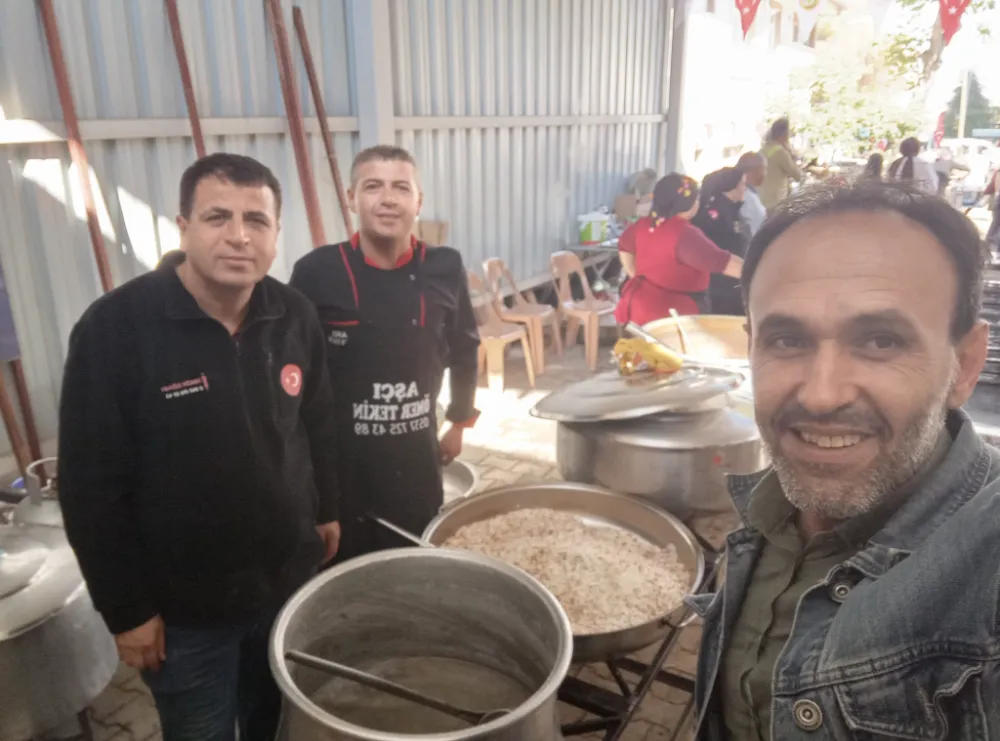 Tekin Kardeşlerin Yemekleri Gönülleri Fethetti