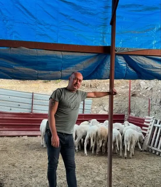 MHP’li Serdar Karaaslan’dan Kurbanlık Fiyatları Üzerine Tepki: “Bu Üreticinin Hakkını Yemeyin!”